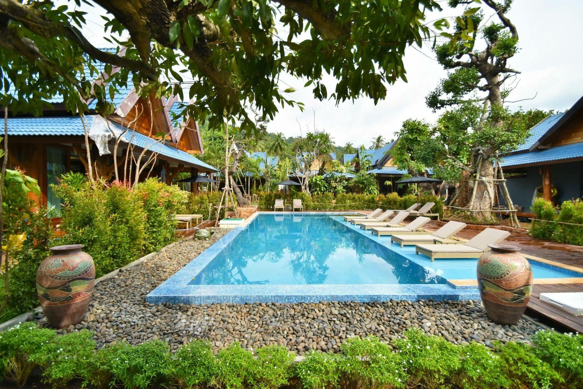The Nine Thipthara Klongson Resort Ban Nong Thale Екстер'єр фото